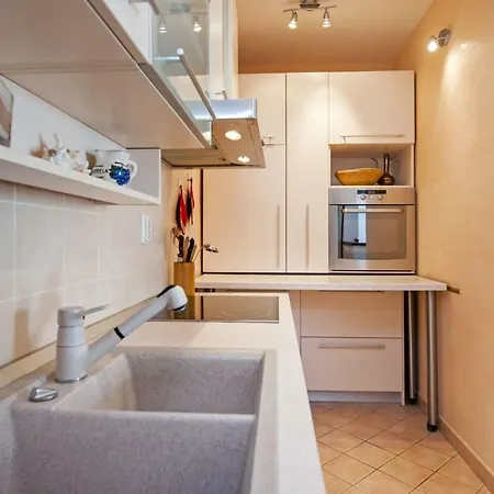 Klara 470 Apartman *